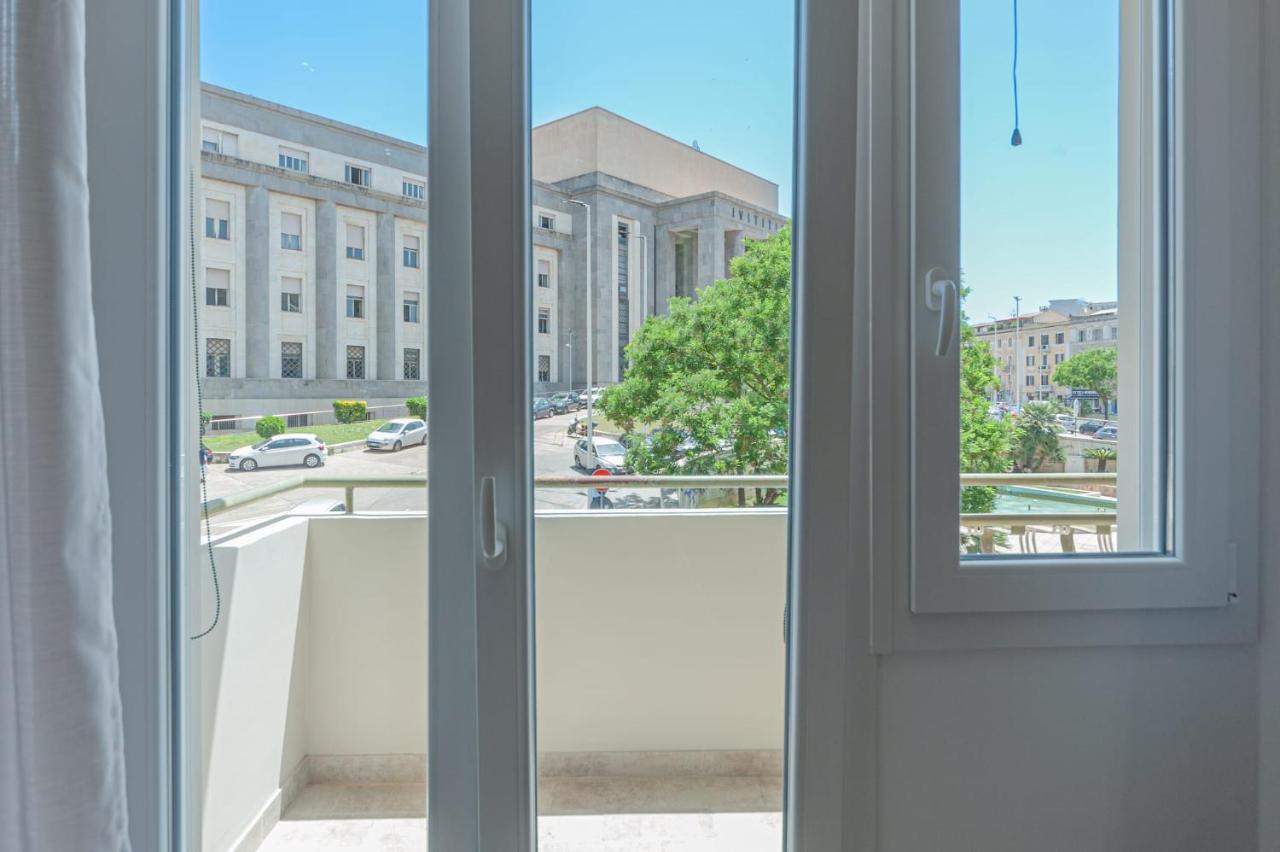 Eleonore Elegant Rooms Кальяри Экстерьер фото