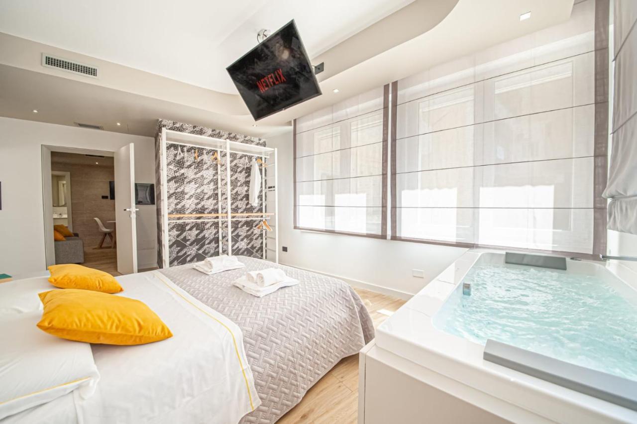 Eleonore Elegant Rooms Кальяри Экстерьер фото